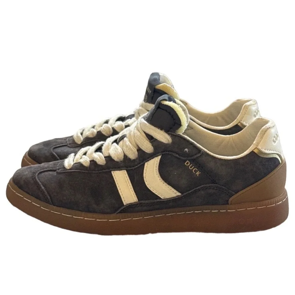Coolway Duck Charcoal Grey Retro Suede Gum Sole Sneakers Women 6 Gorpcore